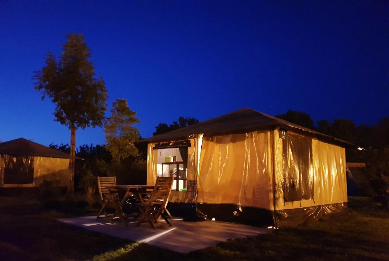 Camping Aquarev 호텔 로우데아크 외부 사진